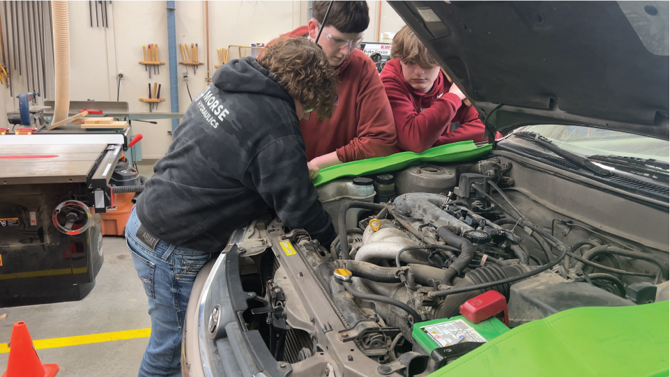 CTE Image Students working on Car
